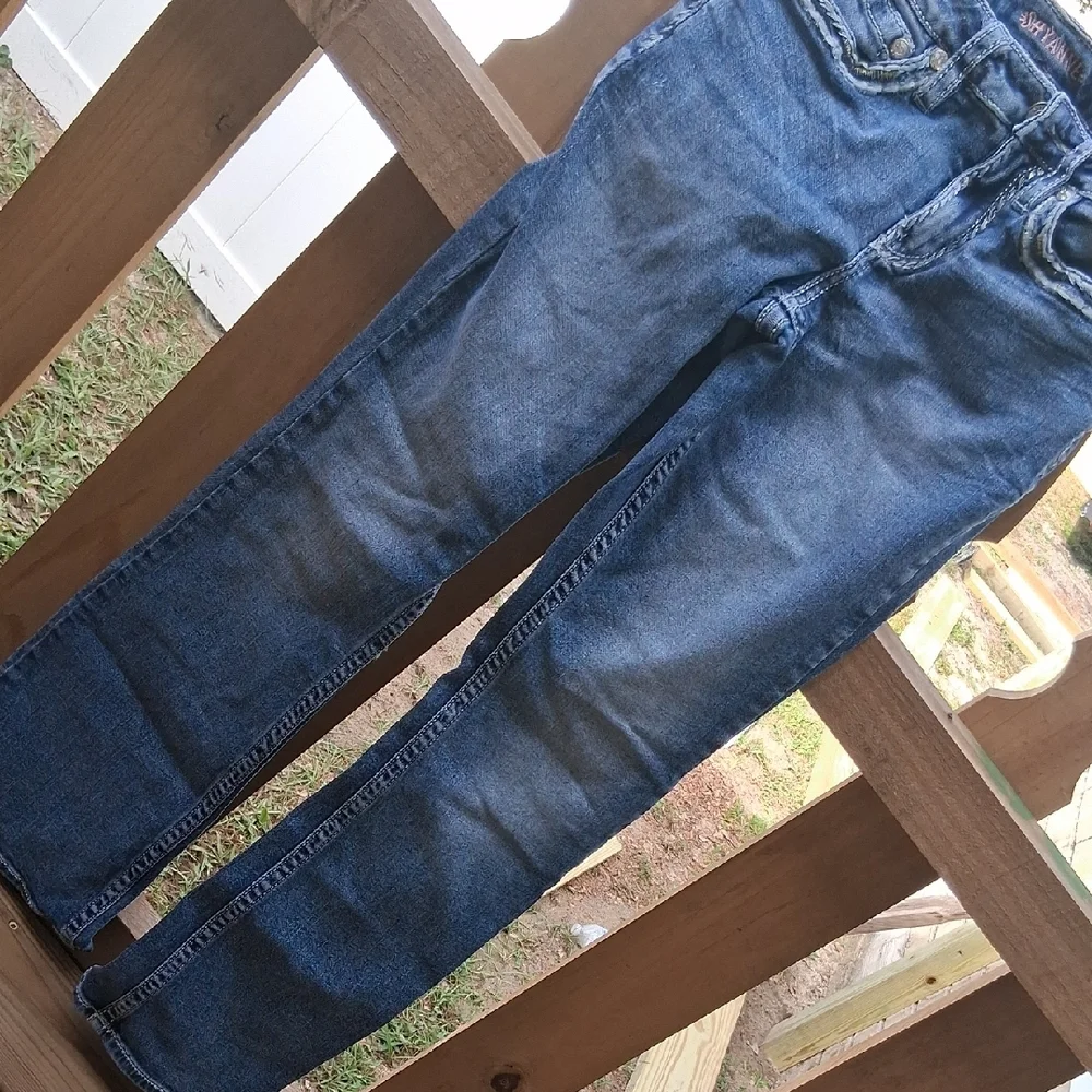 Classic Blue Women's Jeans - Picture 5 of 9